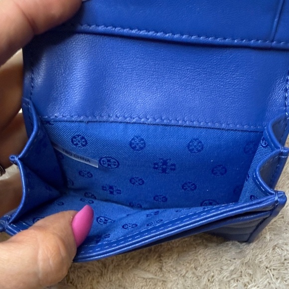 NWT Tory Burch Alexa Foldable Blue Quilted Wallet Royal Blue - Picture 9 of 12